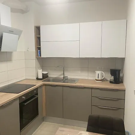 Diana Parking Free *