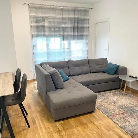 Diana Parking Free 아파트 자다르