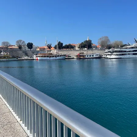 아파트 Diana Parking Free 자다르